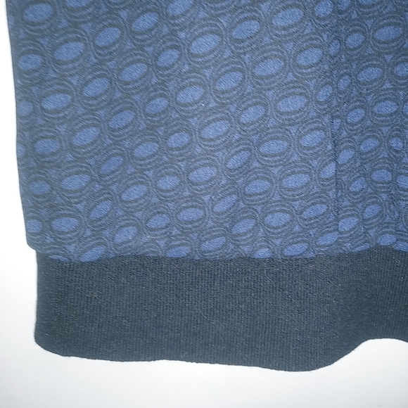 Halogen M Petite V- Back Top in Darkest Deep Blue - Picture 5 of 7